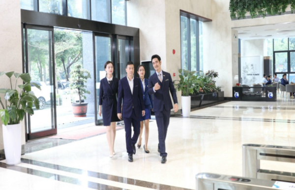 企业宣传片拍摄中的绿幕合成技术