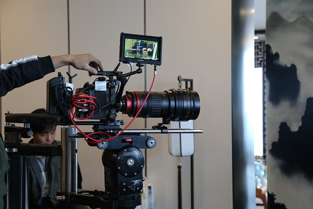 轻轻松松制作一个高质量的企业宣传片