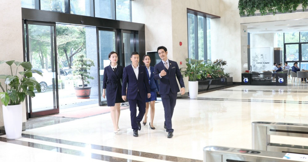 如何通过拍摄角度提升企业宣传片效果